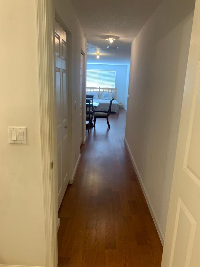 Bedroom Suite In Lauderdale Lakes Townhome Форт Лодърдейл Екстериор снимка