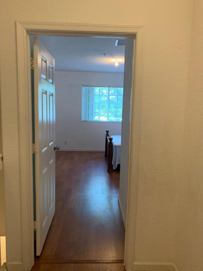 Bedroom Suite In Lauderdale Lakes Townhome Форт Лодърдейл Екстериор снимка