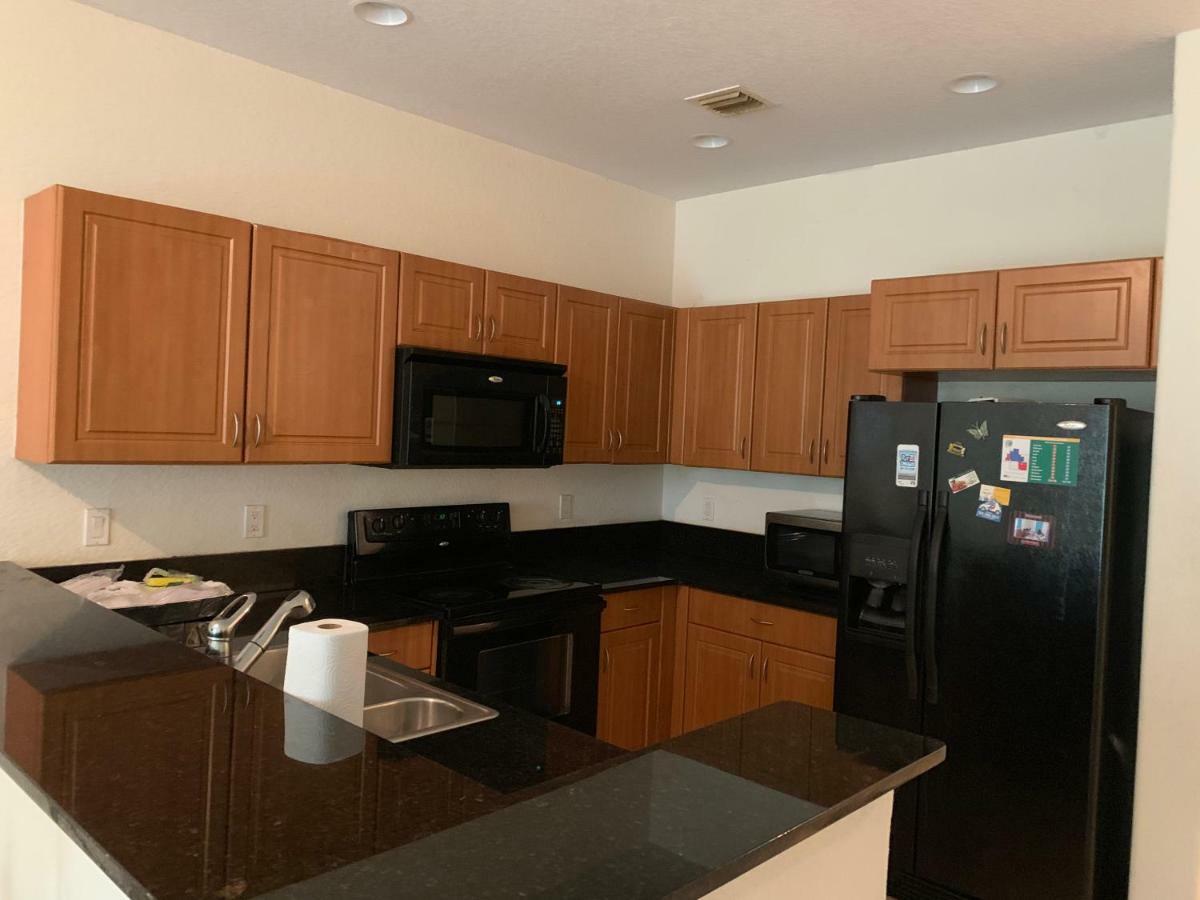 Bedroom Suite In Lauderdale Lakes Townhome Форт Лодърдейл Екстериор снимка